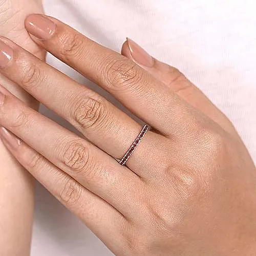 14K W Gold 0.35cttw Garnet Band
