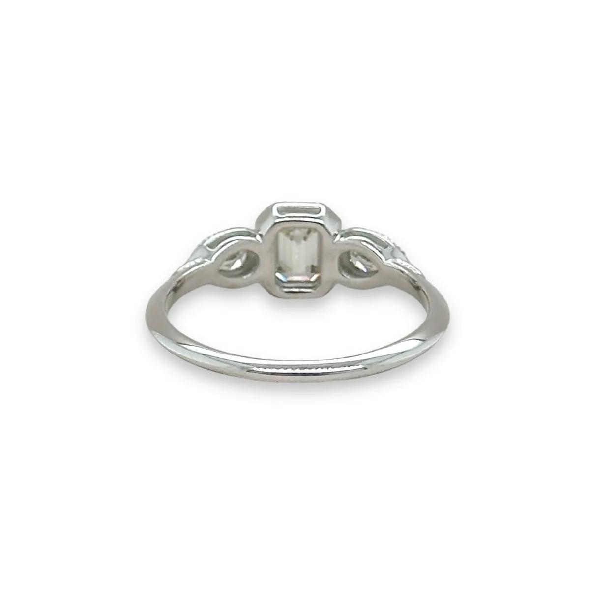 14K W Gold 0.60ctw I/SI1 3 Stone Diamond Ring
