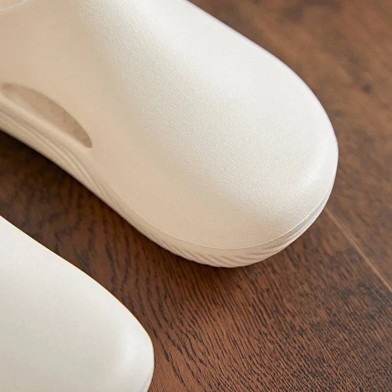 Aimee Unisex Clogs - Milk