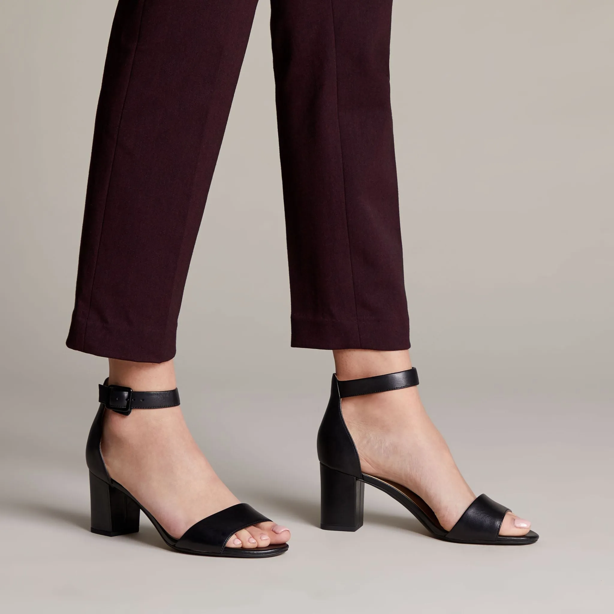 Clarks - Deva Mae