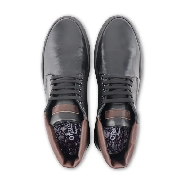 Sneakers alte nere in pelle stropicciata